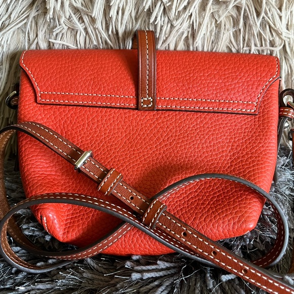 Dooney & Bourke mini crossbody bag - Picture 2 of 4